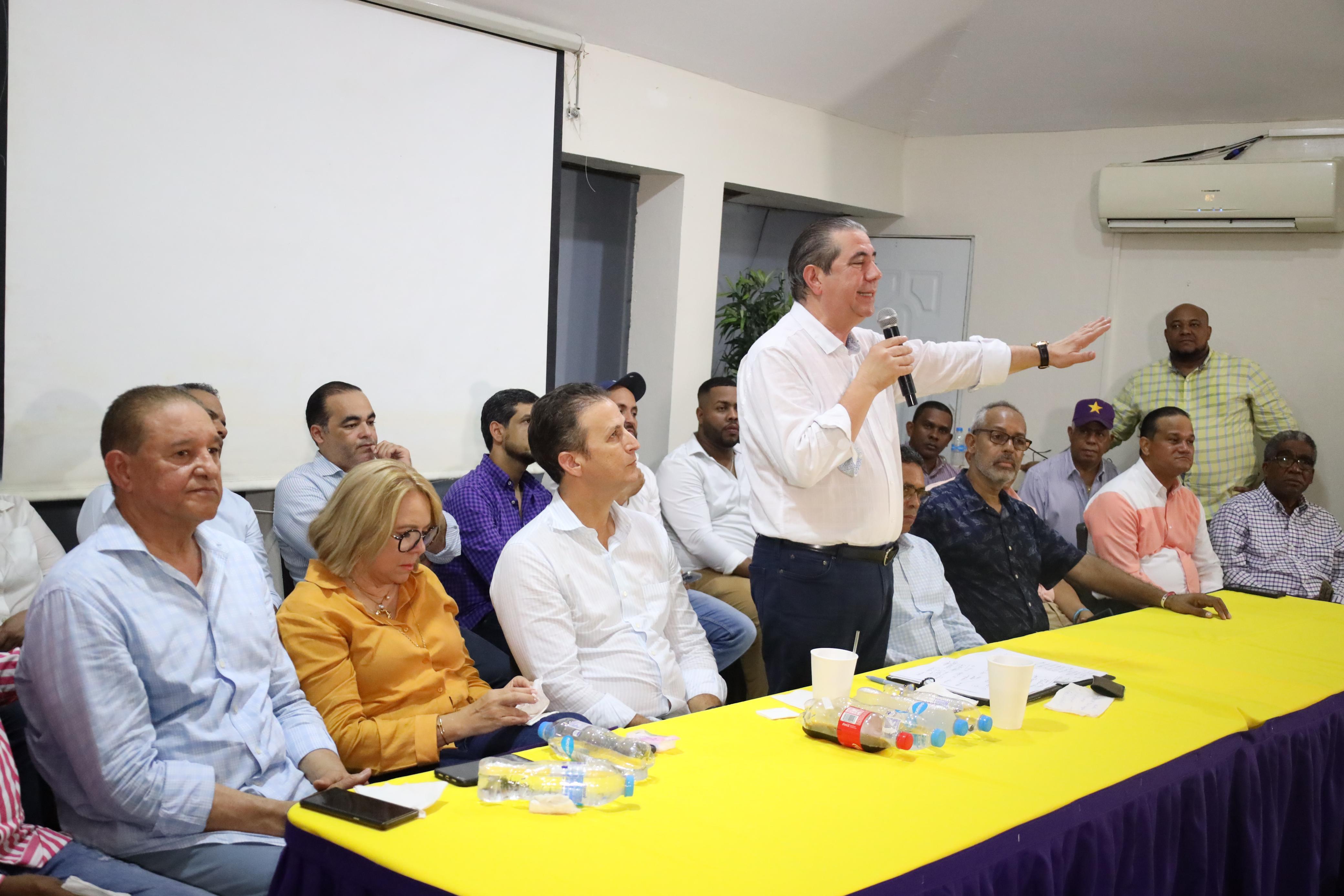 Francisco Javier cree Abinader desconoce realidad de precios imagen