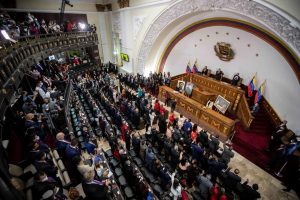 Parlamento de Venezuela conoce  proyecto de ruptura con España