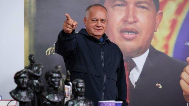 Diosdado a RD: «Yo te agarro en la bajaíta, tenemos el petróleo» imagen