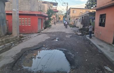 QUEJAS CIUDADANAS: Barrio en Los Alcarrizos en emergencia