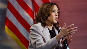 EU: Harris dice, bajo su Gobierno, cerraría frontera México a ilegales