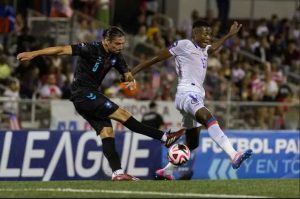 Fútbol masculino haitiano alegra fin de semana de sus seguidores