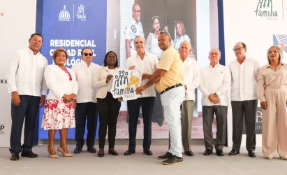 Abinader entrega 700 nuevos apartamentos y otras obras SDE