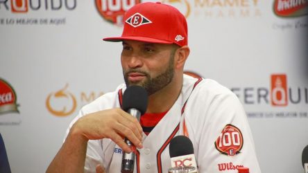 Albert Pujols da el crédito a jugadores por invicto Leones