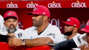 Dirigente Albert Pujols destaca buen comienzo de los Leones