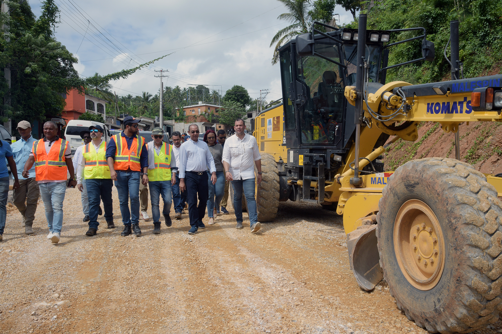 Está avanzada construcción de obras en la provincia de Samaná imagen