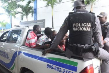 RD rompe récord al repatriar 11 mil 177 haitianos en una semana