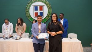 CEDIMAT recibe galardón de la Excelencia de Costa Rica