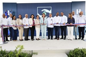 Gobierno entrega primera etapa reconstrucción hospital Salcedo