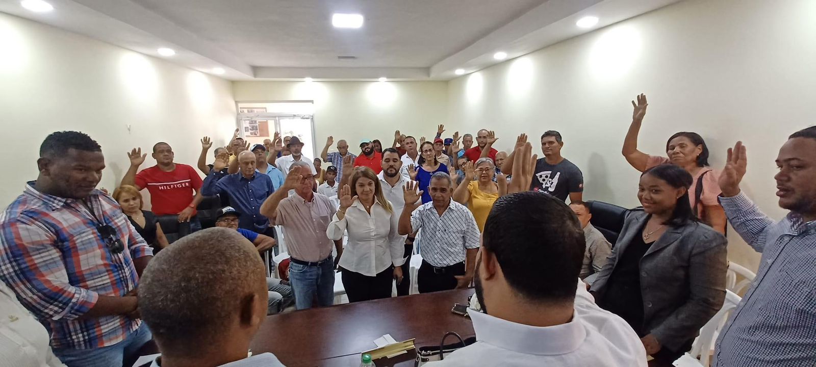 AZUA: Alcaldía del municipio Estebania crea Consejo Municipal de Desarrollo imagen