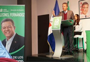 Leonel encabeza en España una asamblea de la Fuerza del Pueblo