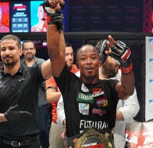 Dominicanos Santos y Van Gogh retienen títulos de MMA