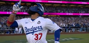 Teoscar Hernández conecta H4 y pone a los Dodgers 2-0 en la SM