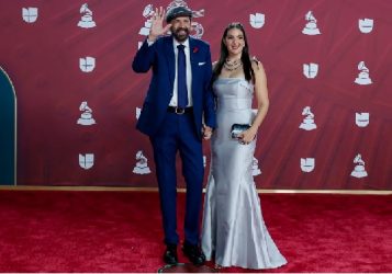 Dominicano Juan Luis Guerra destaca en los Latin Grammy