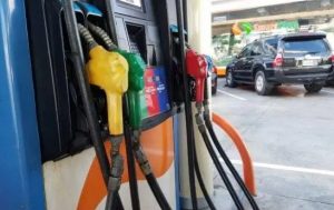 Suben precios 6 combustibles en Dominicana; cuatro siguen igual