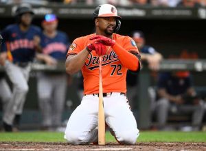 Orioles declinaron la  opción de fichar al dominicano Eloy Jiménez