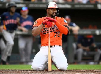 Orioles declinaron la  opción de fichar al dominicano Eloy Jiménez