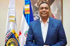 Víctor D’Aza, reelegido secretario de la Liga Municipal Dominicana