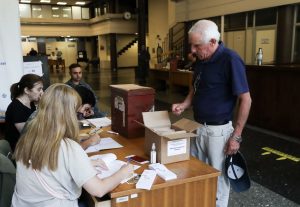 Uruguay elige presidente entre Álvaro Delgado y Yamandú Orsi