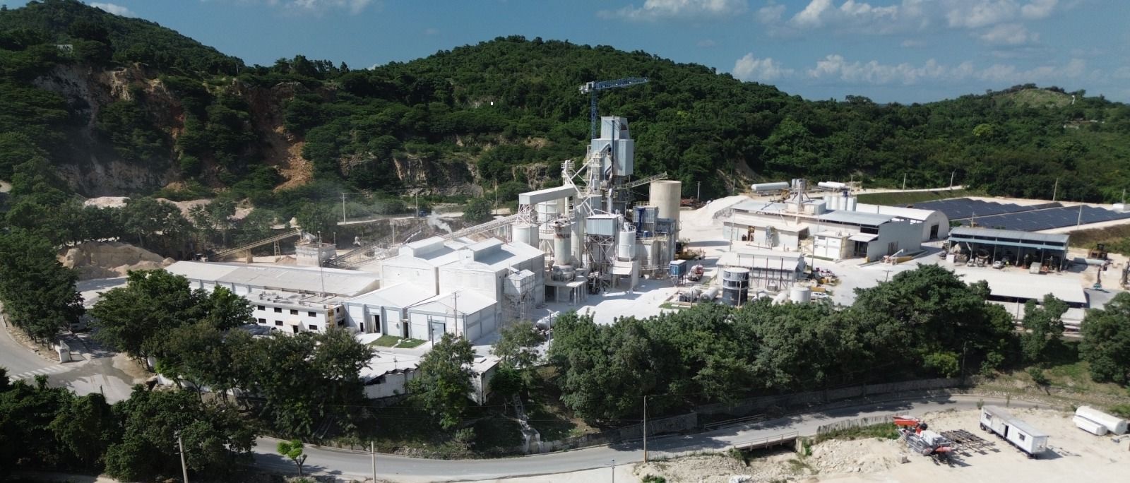 SAN CRISTOBAL: Empresa niega sus operaciones afecten cuevas imagen