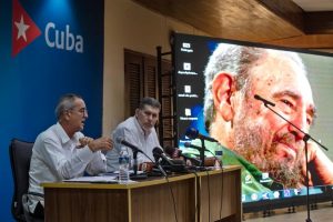 CUBA: El Gobierno admite un drástico declive de la economía