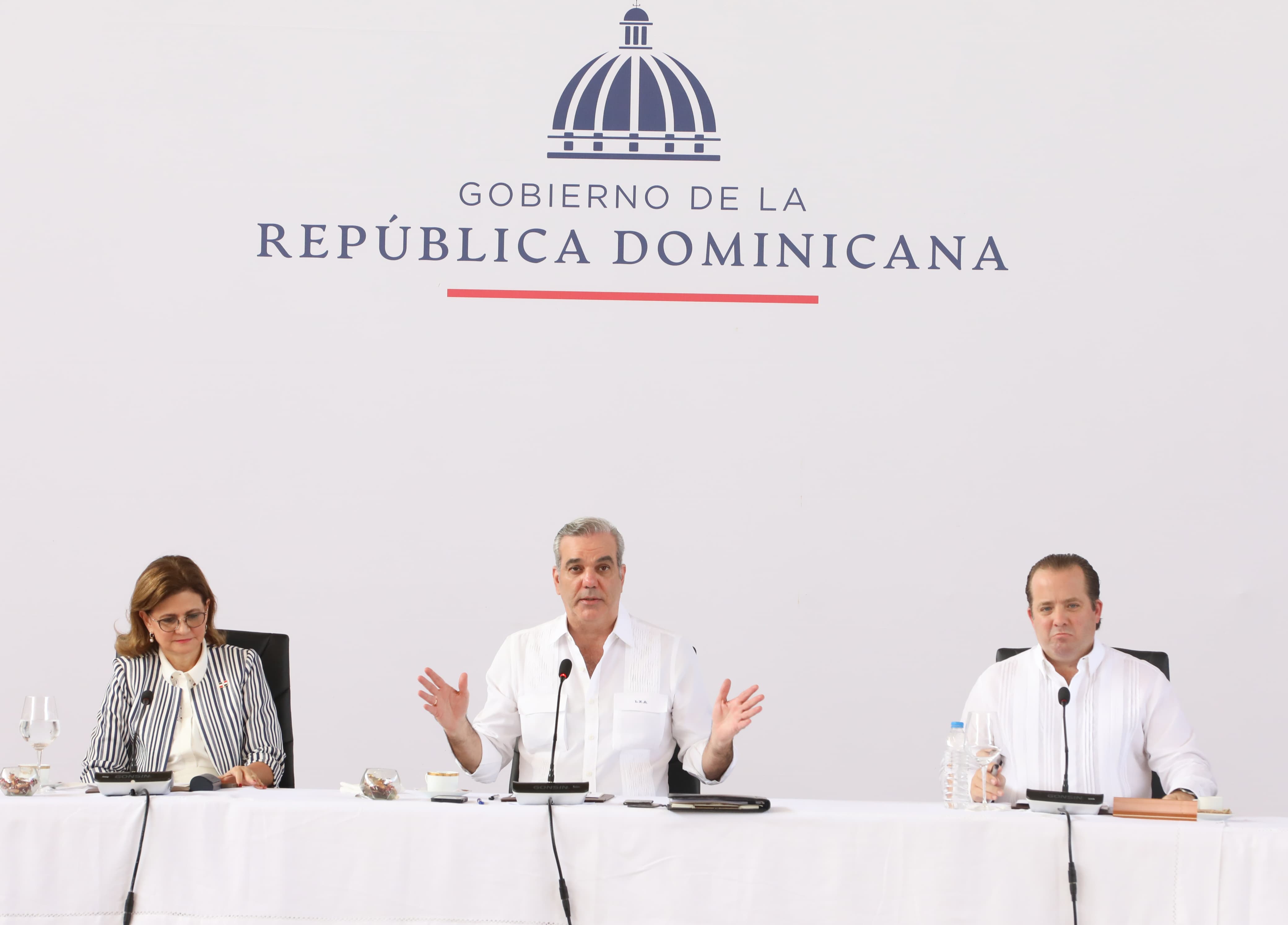 Gobierno afirma que realiza en Higuey inversiones millonarias imagen