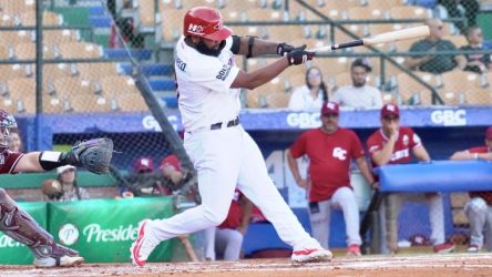 Leones retoman el primer lugar; Licey y Aguilas obtienen triunfos