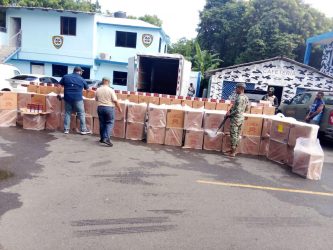 PUERTO PLATA: ERD decomisa cargamento 750 mil cigarrillos