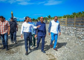 Ministro OP destaca avances de obras en la provincia de Azua