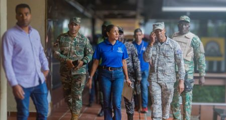 Decomisan equipos sonoro en negocios de Plaza Universitaria