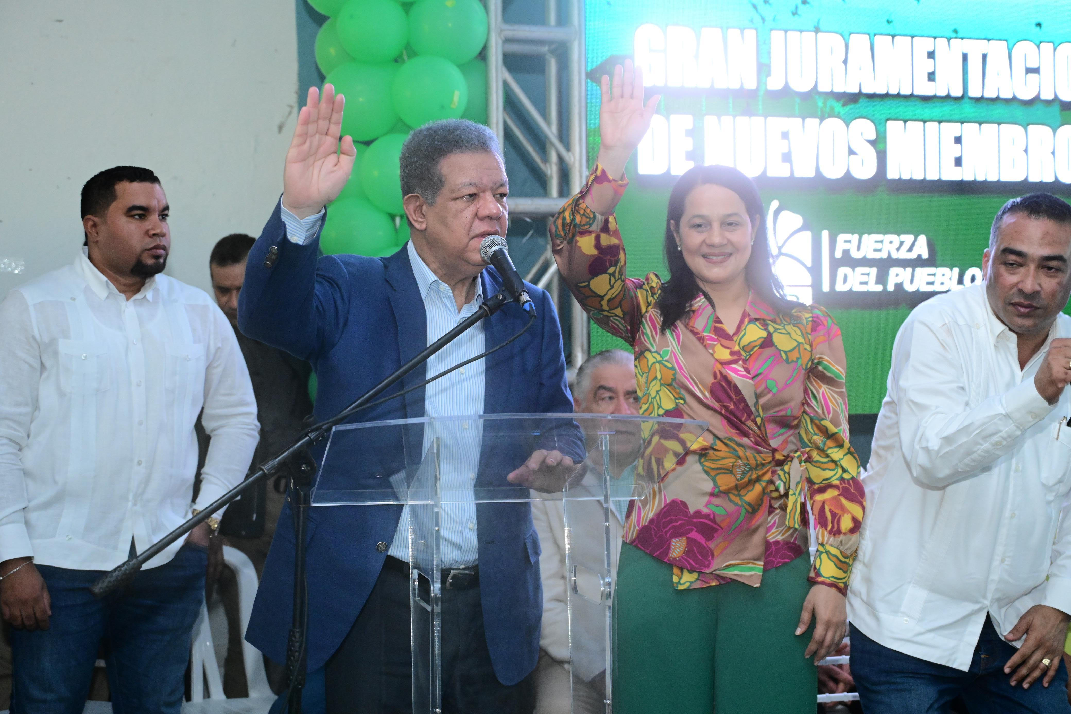 LF juramenta en FP a excandidata a diputada PLD de Puerto Plata imagen