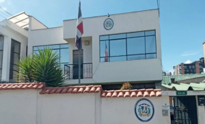 ECUADOR: Desaprensivos roban equipos en embajada dominicana