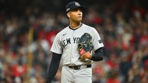 Yankees: Luis Gil tendrá un MRI tras molestia hombro de lanzar