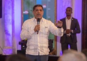 Ministro Agricultura dice RD es autosuficiente producción papa