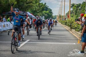 Estelares triunfan en el Clásico Internacional Ciclismo Triple 100