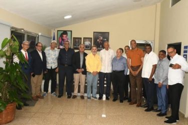 Federación de Boxeo rinde un homenaje a Bienvenido Solano