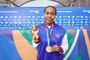 Ámbar García gana bronce en el karate de los Juegos Bolivarianos