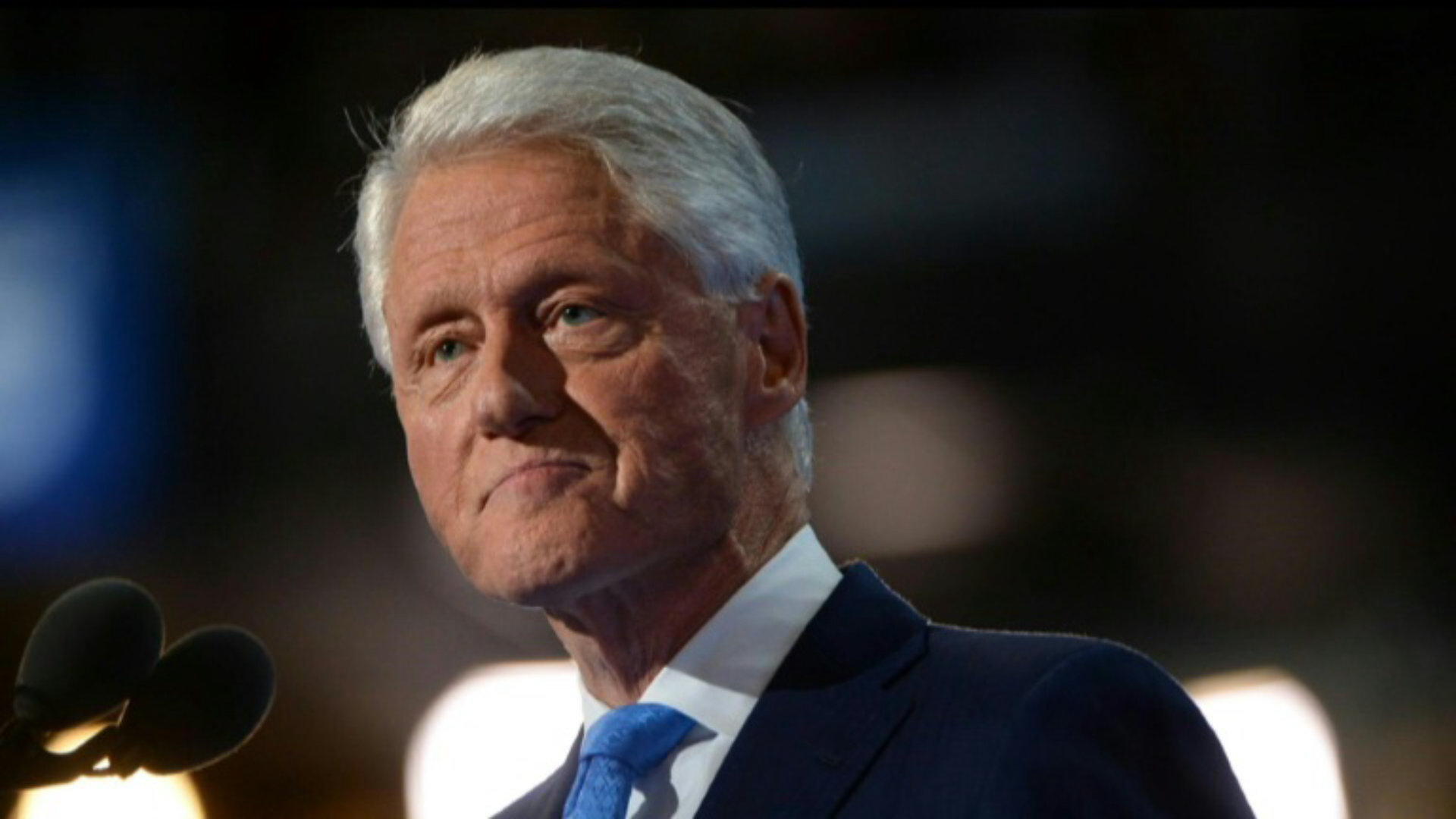 EEUU: Fiscal investigará si hubo vínculos de Clinton con Epstein imagen