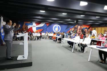 Escuela de Formación del PRM inicia jornada de capacitación