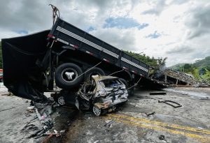 BRASIL: Accidente tránsito en Minas Gerais deja 38 muertas