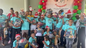 «Poncherazo Navideño»: tradición de solidaridad y amor