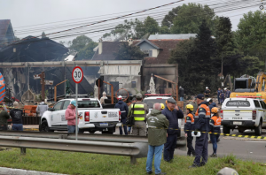 BRASIL: Accidente de avioneta deja 10 muertos en zona poblada