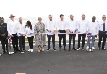 Gobierno entrega el remodelado malecón San Pedro de Macorís