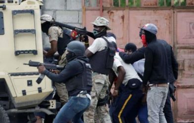 HAITI: Policía golpea banda en su bastión y recupera áreas