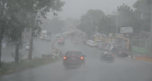 COE mantiene alerta para once provincias debido a las lluvias