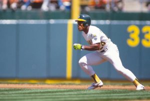 Exjugador grandes ligas Rickey Henderson fallece a los 65 años