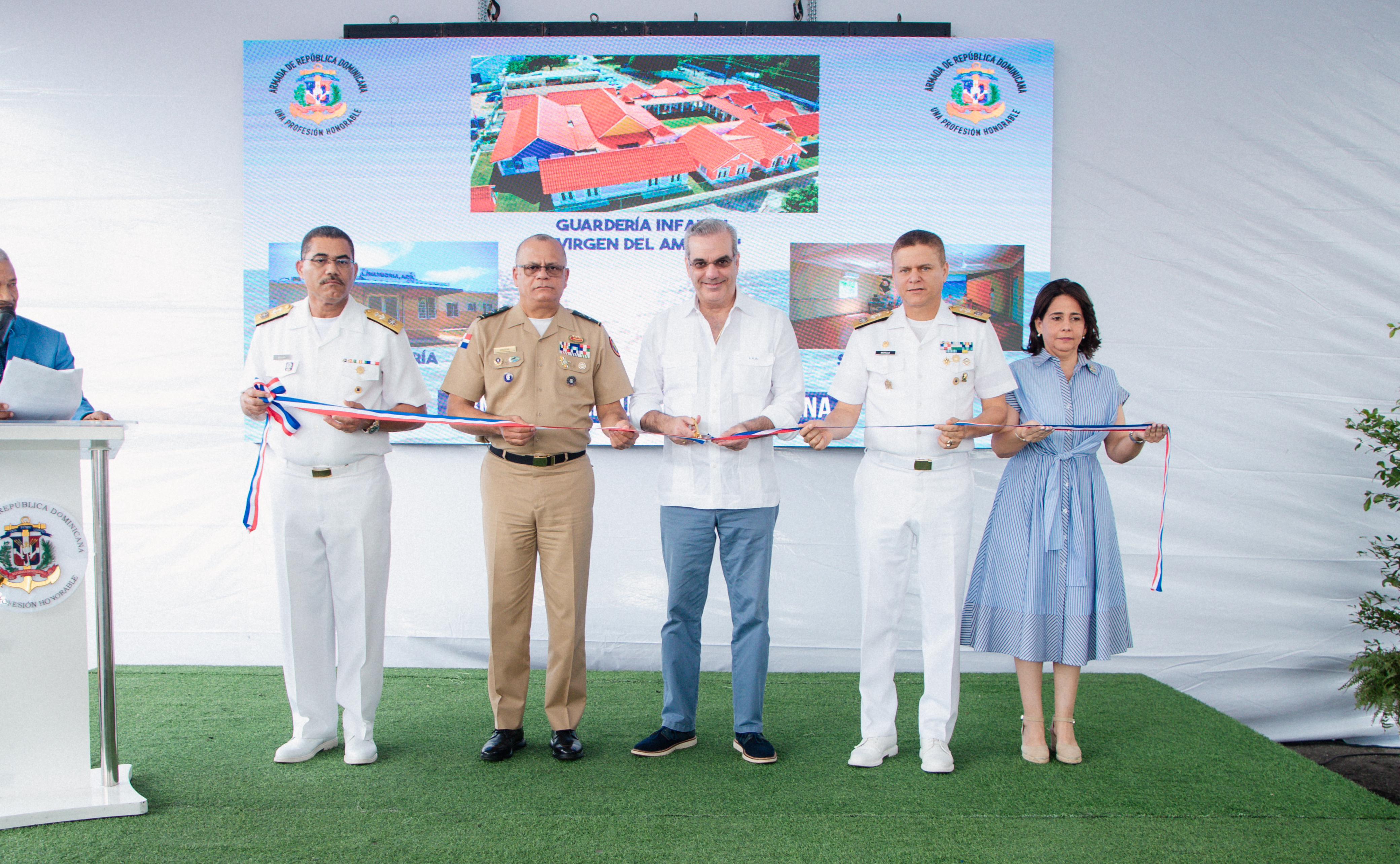 El Gobierno inaugura obras en Sto. Domingo Este y Boca Chica imagen