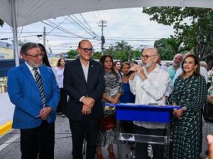 Alcaldía de Santiago reconoce al locutor José Guillermo Sued