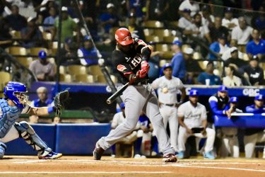 Leones azotan a los Tigres; Águilas doblegan a las Estrellas