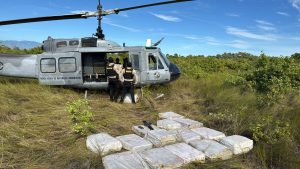 PEDERNALES: DNCD y militares ocupan 766 paquetes de cocaína